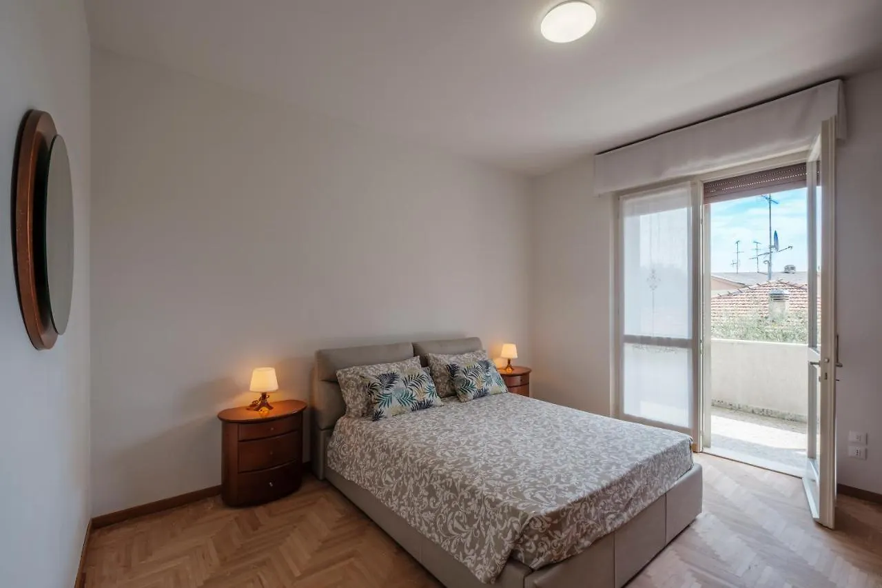 Apartment Casa Rosy Sirmione - Appartamento Con Terrazza A 2 Passi Dal Lago Italien