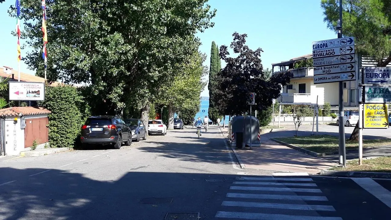 Casa Rosy Sirmione - Appartamento Con Terrazza A 2 Passi Dal Lago アパート